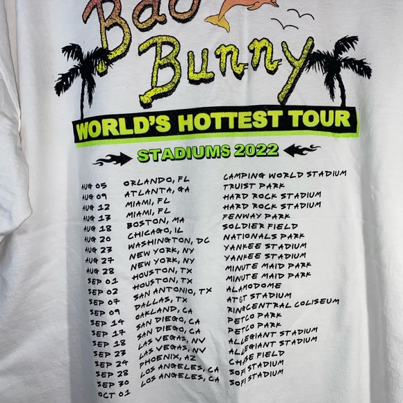 Bad Bunny Tour Shirt 2022 - Picture 2 of 3